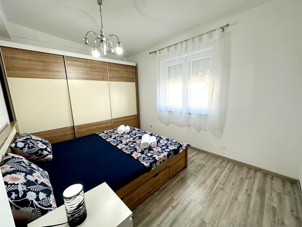 Apartment Nadalina Kastela Bagian luar foto